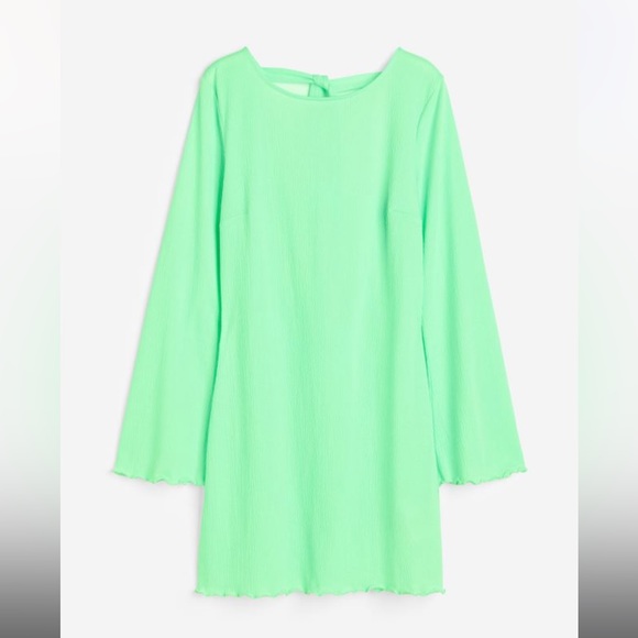 38. H&M short beach dress NWT - Picture 3 of 5